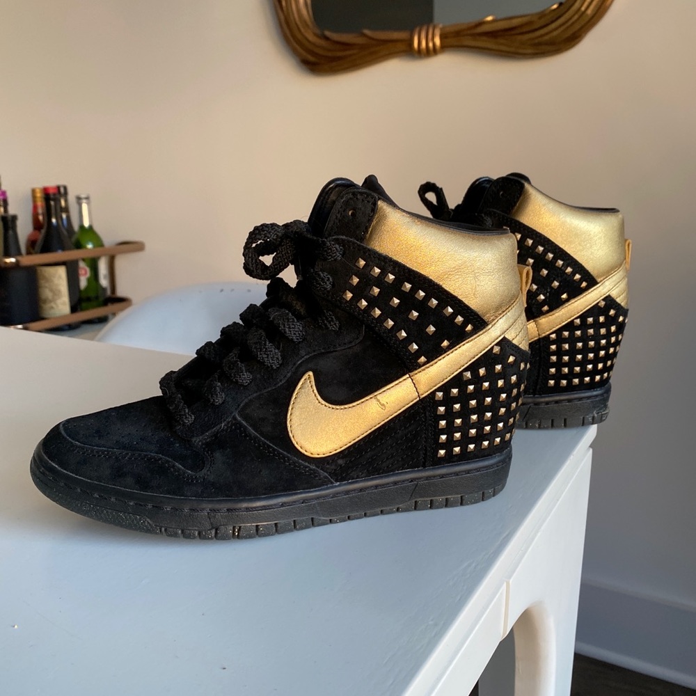Nike “Studs” edition Sky Hi wedge sneaker